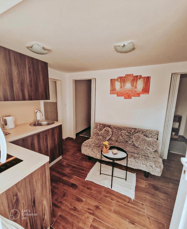 Apartments Ivanovic อิดริยา ภายนอก รูปภาพ